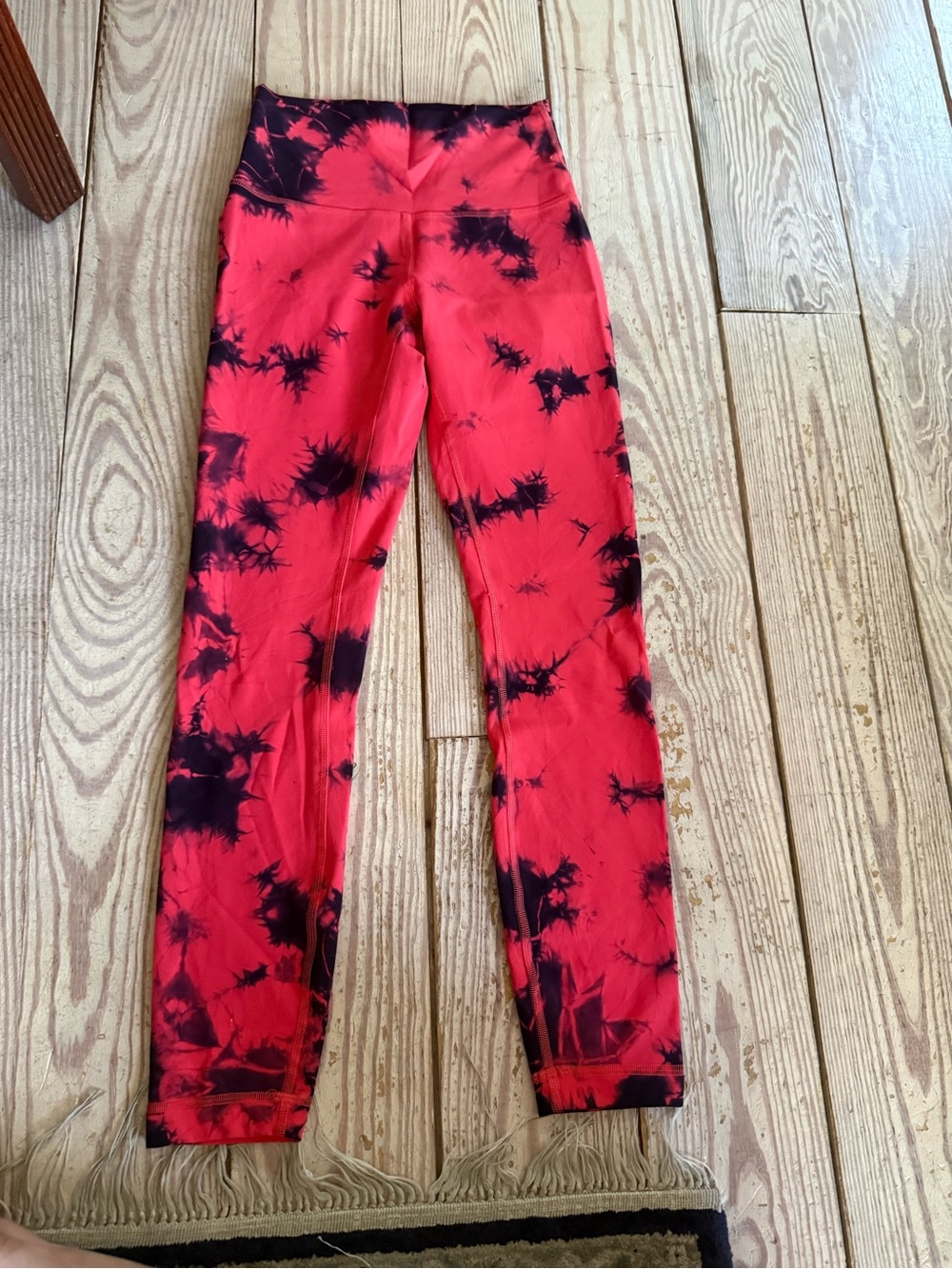 Lululemon Wunder Train High-Rise Tight 25" Size 4 Tie Dye